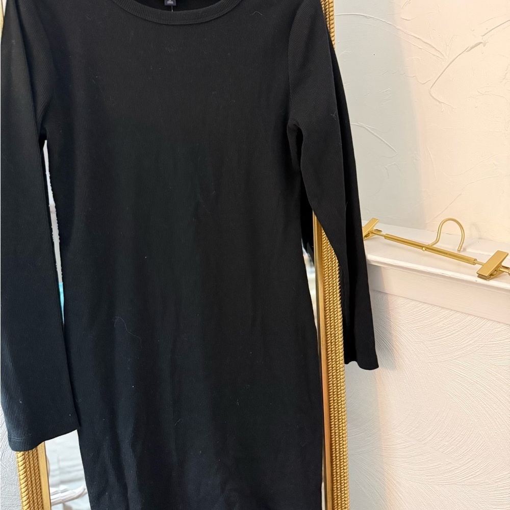 Universal Thread Classic Black Garment